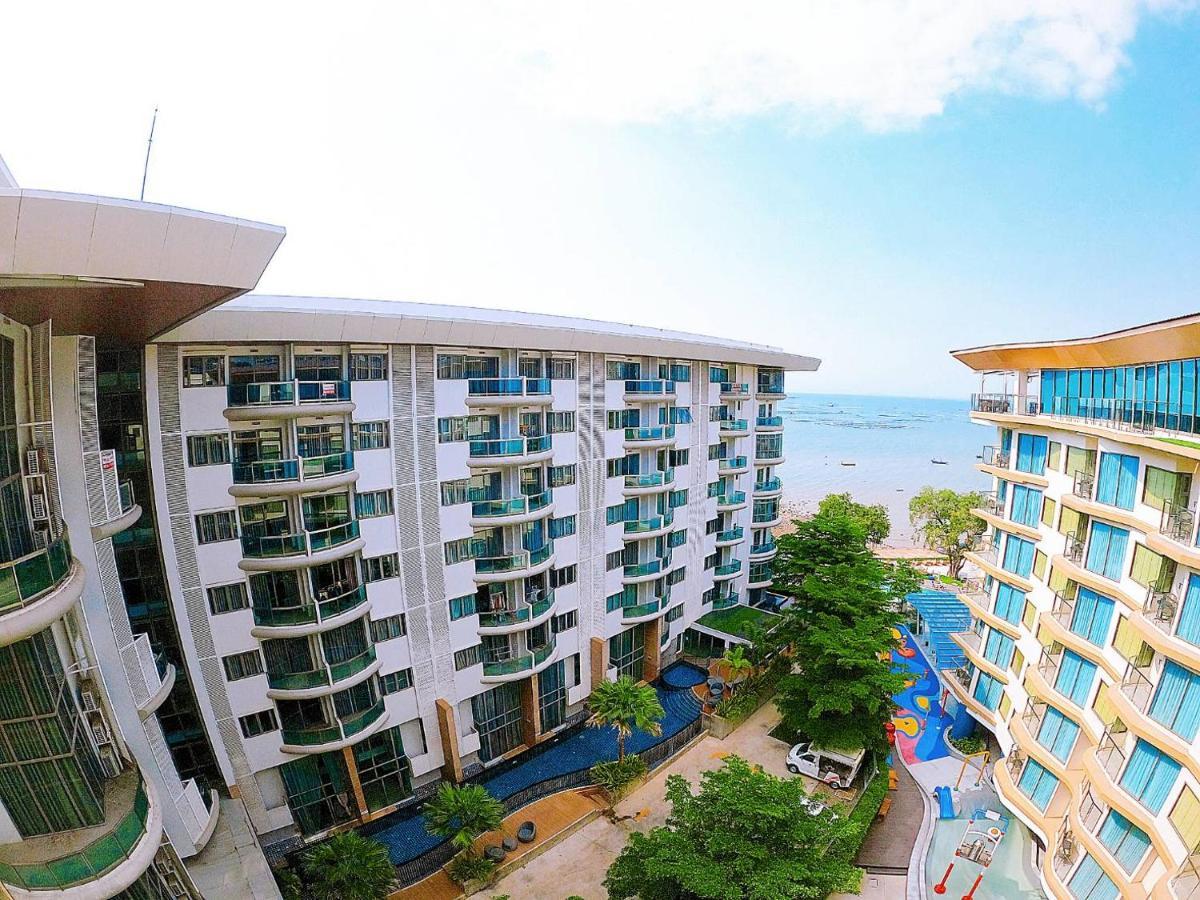 Sonrisa Srirachaที่พักติดทะเล Si Racha Exterior foto